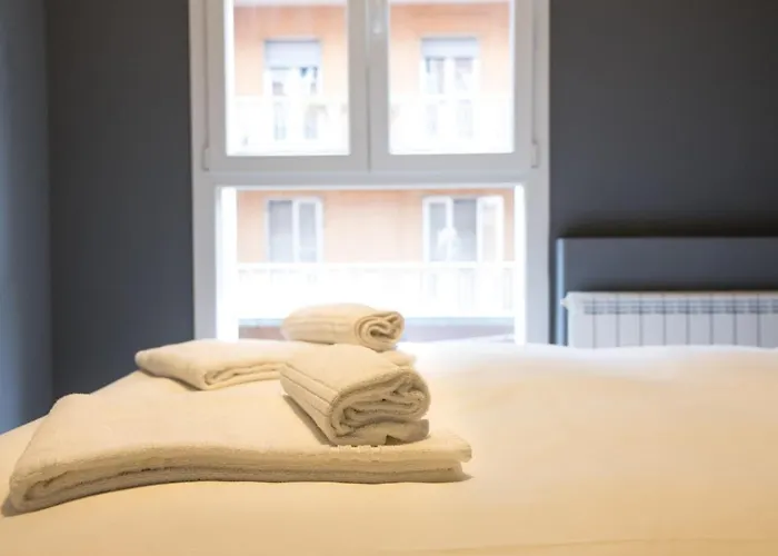 In Centro Storico - Via Mascarella - Universita *